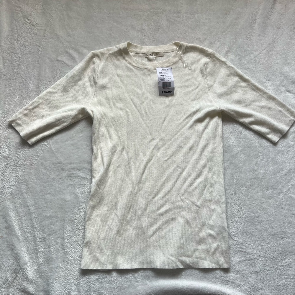 Becool Gliks white top size small NWT cream off white 3/4 sleeve